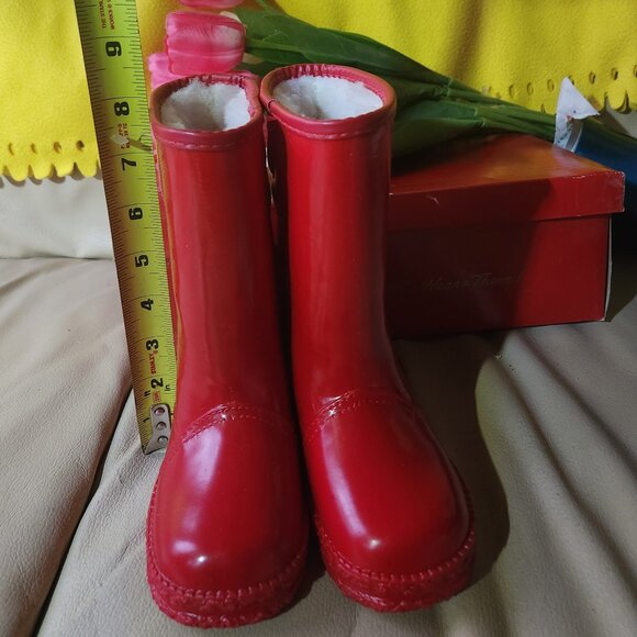 S27 New Furry Lined Boot Ruby Red - Great Tread Canadian Weather Guard Sz 8,8,9 - Picture 2 of 7